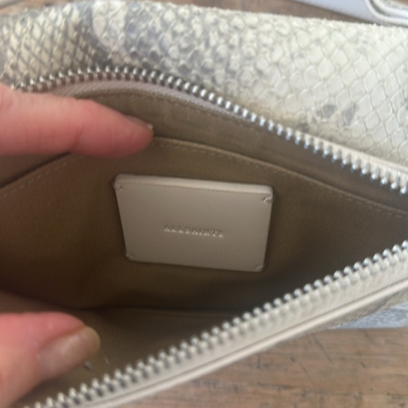 ✨ AllSaints Claremont Crossbody Purse – Neutral Cream Gray Python Leather – EUC - Picture 8 of 10